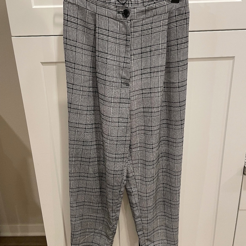 H&M Divided Cropped Casual Plaid Pants